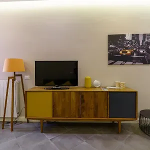 https://felt-in-love-in-catania.catania-hotels.net