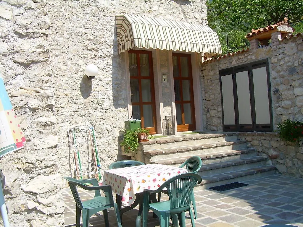 Apartament Casa Margherita Brenzone sul Garda