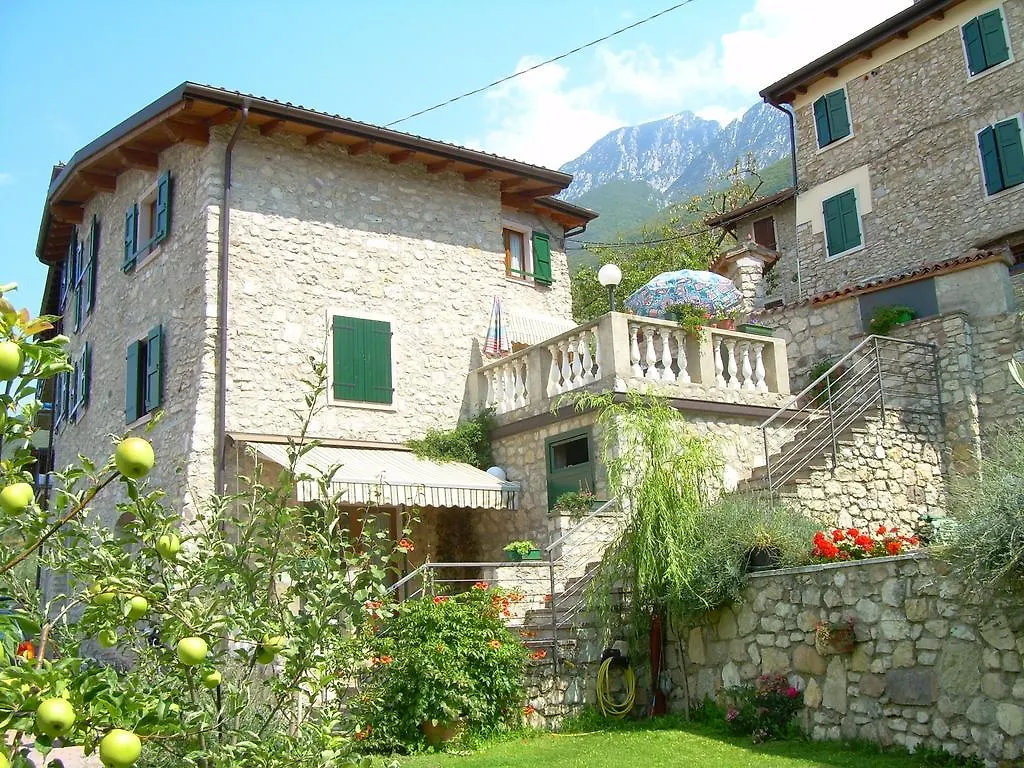 Casa Margherita Brenzone sul Garda